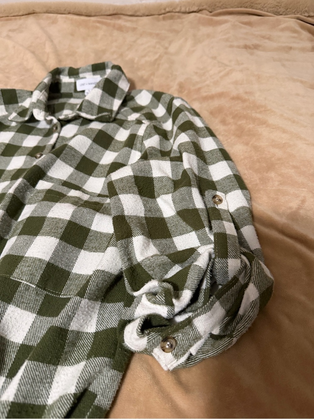 Lost + Wander Button-Front Green & White Buffalo Plaid Flannel Shirt Small - Picture 2 of 5